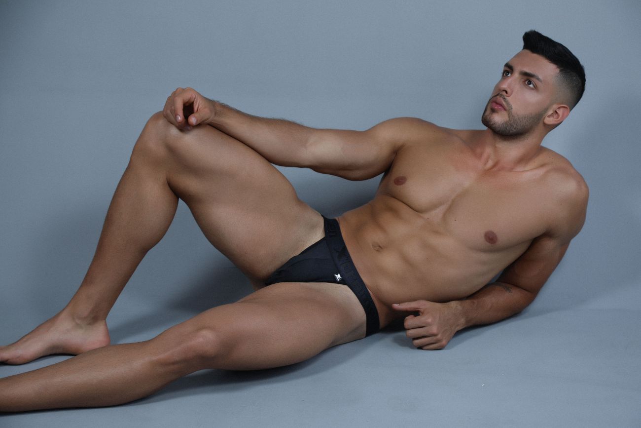 Xtremen 91031-3 3PK Piping Thongs Black White Gray